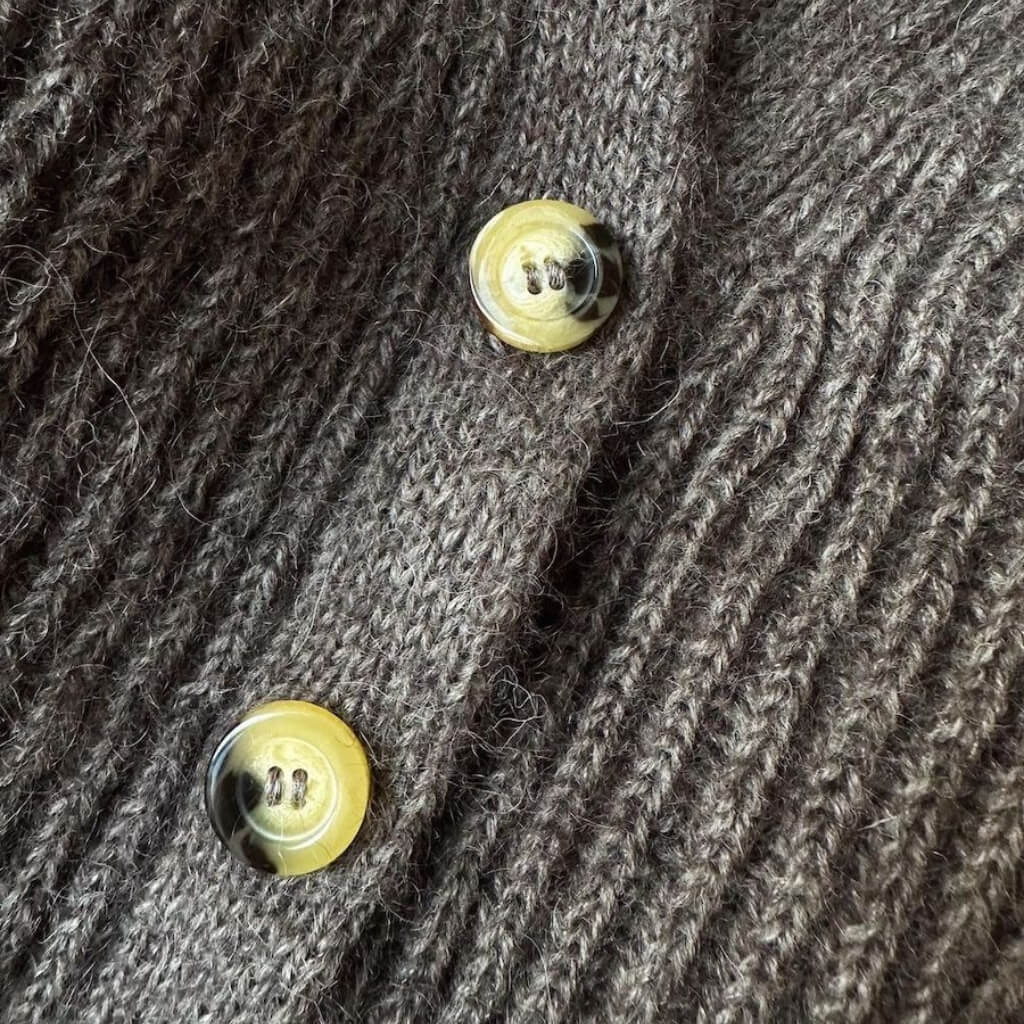 PetiteKnit Pattern Cardigan Agnete Strickanleitung - PetiteKnit (Heft) bei bei bei bei Lieblingsgarn