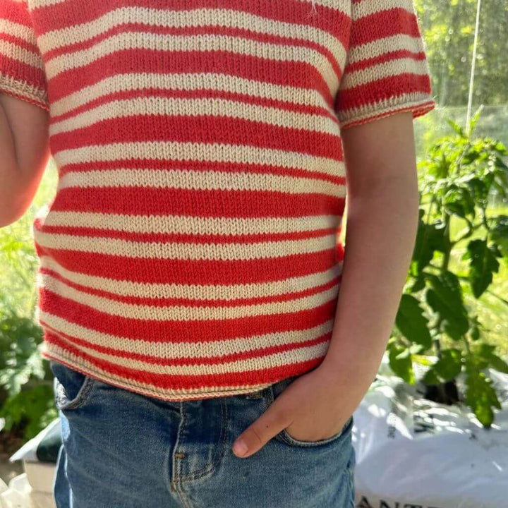 PetiteKnit Pattern Amélie Tee Junior Strickanleitung - PetiteKnit (Heft) bei bei bei bei Lieblingsgarn