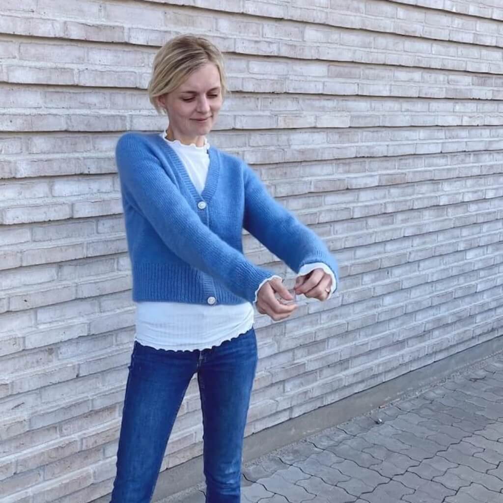 PetiteKnit Pattern Strickjacke April Cardigan Strickanleitung - PetiteKnit (Heft) bei bei bei bei Lieblingsgarn