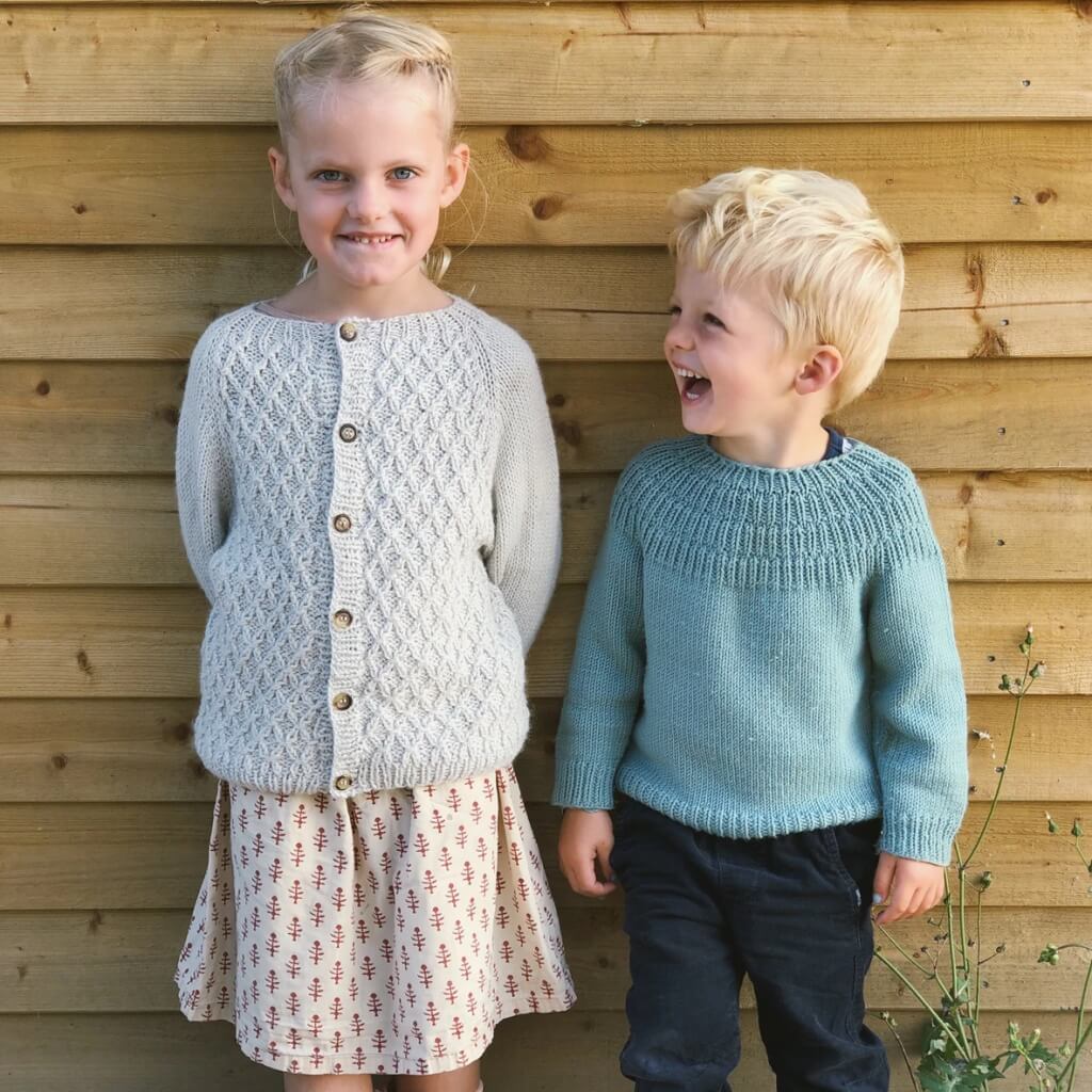 PetiteKnit Pattern Kinderstrickjacke Carls Cardigan Strickanleitung - PetiteKnit (Heft) Lieblingsgarn