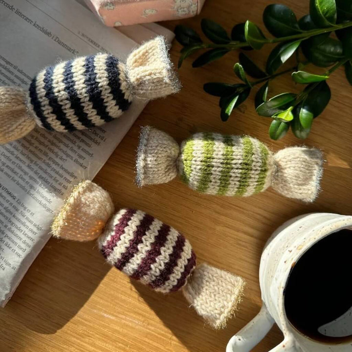 PetiteKnit Pattern Christmas Caramel Strickanleitung - PetiteKnit (PDF) bei bei bei bei bei bei bei bei Lieblingsgarn
