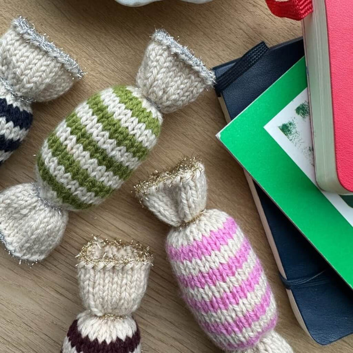 PetiteKnit Pattern Christmas Caramel Strickanleitung - PetiteKnit (PDF) bei bei bei bei bei bei bei bei Lieblingsgarn