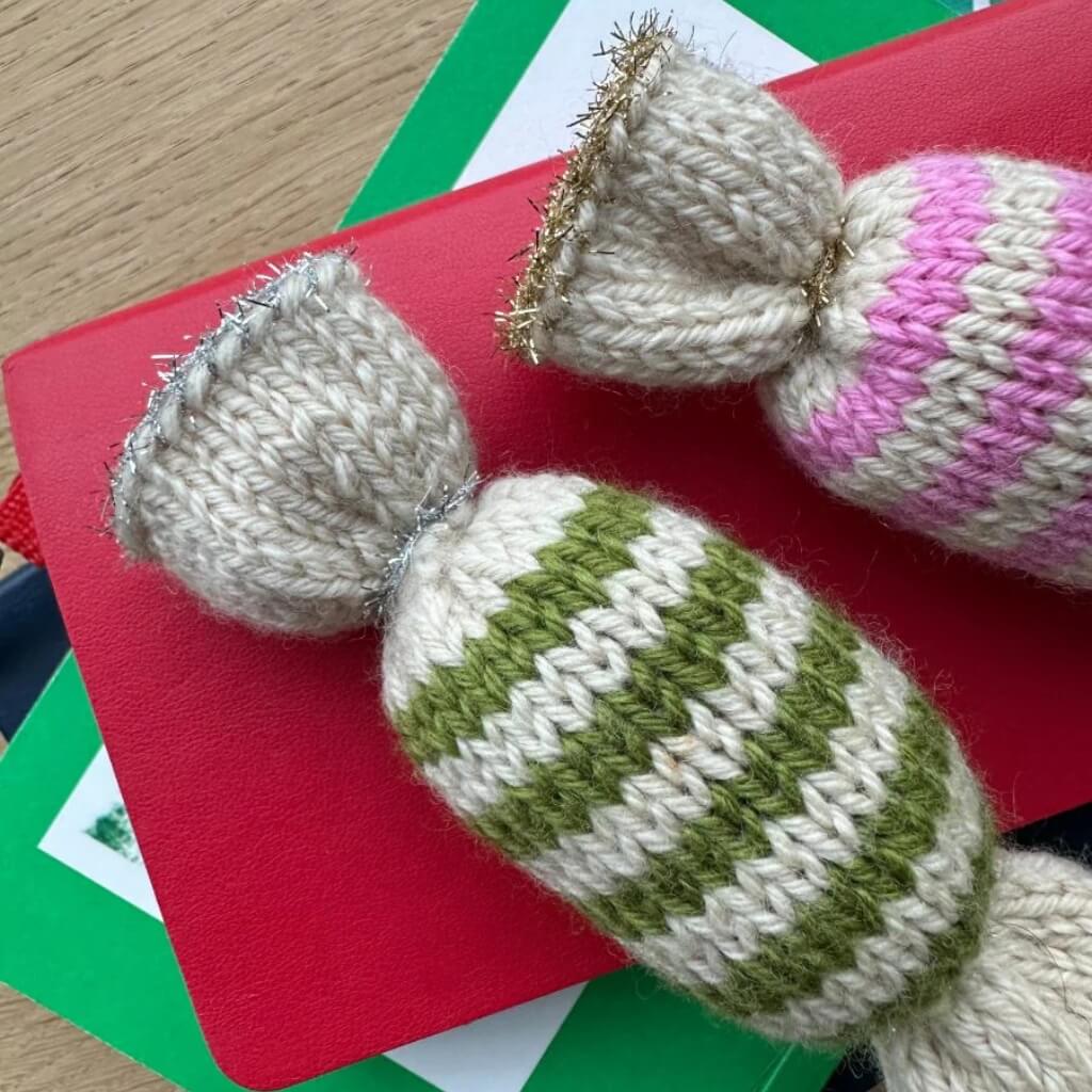 PetiteKnit Pattern Christmas Caramel Strickanleitung - PetiteKnit (PDF) bei bei bei bei bei bei bei bei Lieblingsgarn