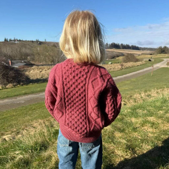 PetiteKnit Pattern Dagmar Jacket Junior Strickanleitung - PetiteKnit (Heft) bei bei bei bei Lieblingsgarn