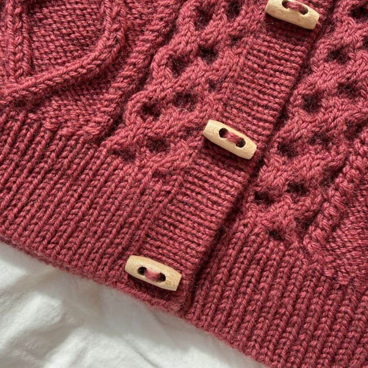 PetiteKnit Pattern Dagmar Jacket Junior Strickanleitung - PetiteKnit (Heft) bei bei bei bei Lieblingsgarn