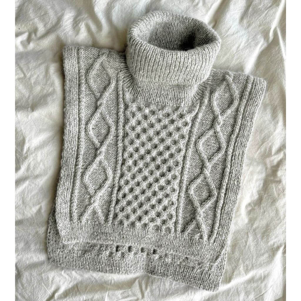 PetiteKnit Dagmar Neck Strickanleitung - PetiteKnit (Heft) bei bei bei bei bei bei bei bei Lieblingsgarn