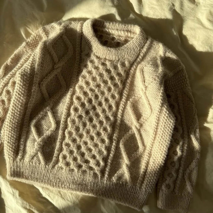 PetiteKnit Pullover Dagmar Sweater Junior Strickanleitung - PetiteKnit (Heft) bei bei bei bei Lieblingsgarn