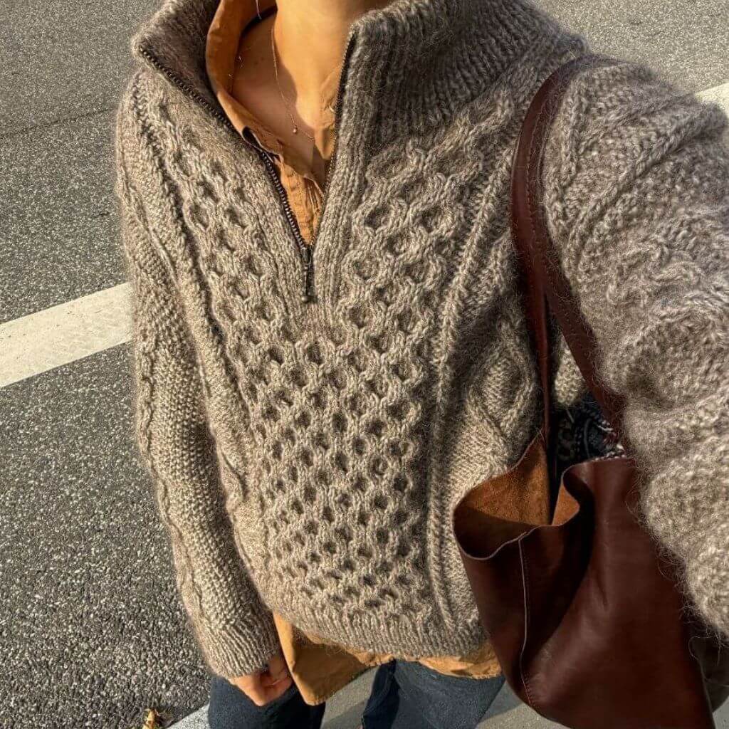 PetiteKnit Pullover Dagmar Zipper Sweater Strickanleitung - PetiteKnit (Heft) bei bei bei bei Lieblingsgarn
