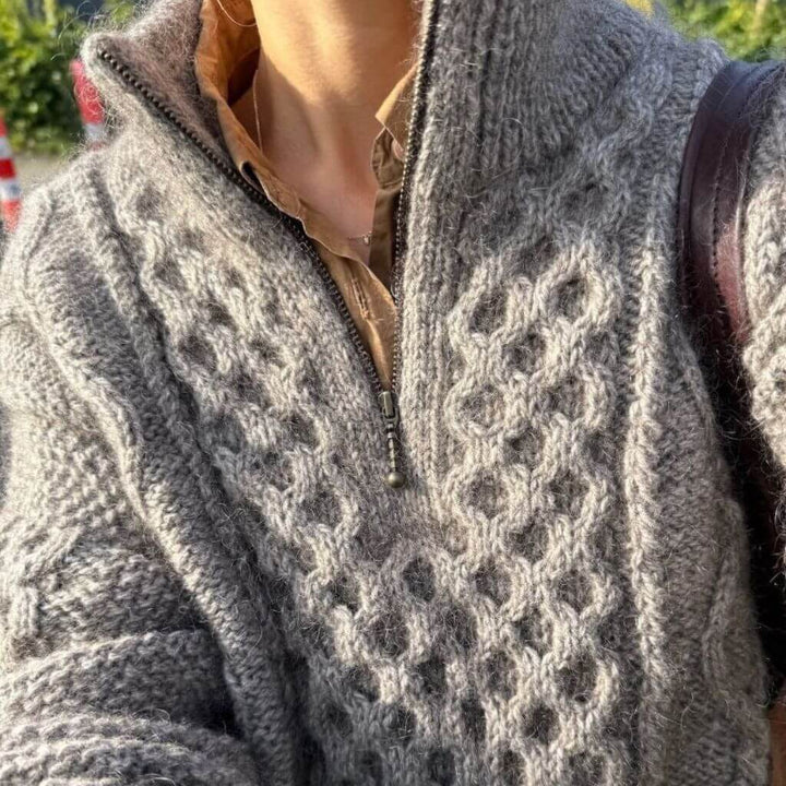 PetiteKnit Pullover Dagmar Zipper Sweater Strickanleitung - PetiteKnit (Heft) bei bei bei bei Lieblingsgarn