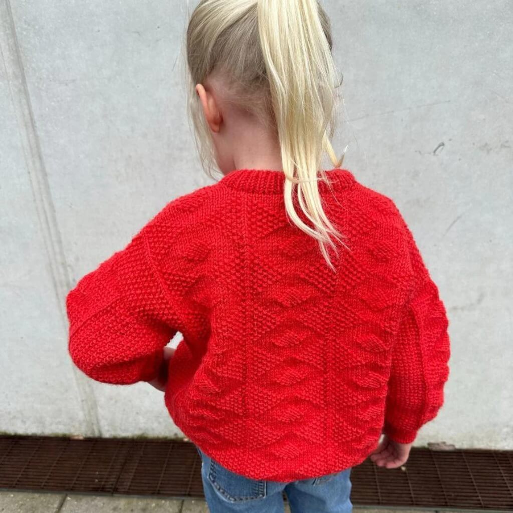PetiteKnit Pattern Pullover Esther Sweater Junior Strickanleitung - PetiteKnit (Heft) bei bei bei bei Lieblingsgarn