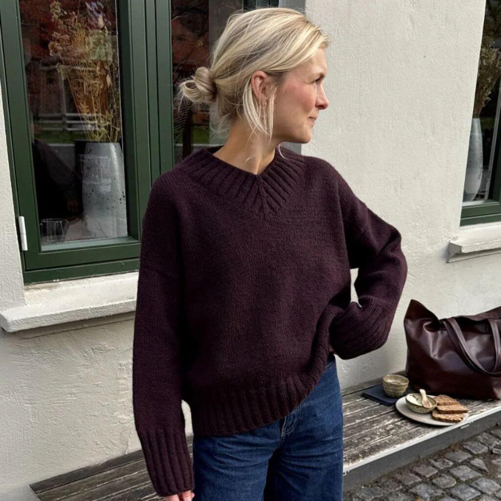 PetiteKnit Hannah Sweater V-Neck Strickanleitung - PetiteKnit (Heft) bei bei bei bei Lieblingsgarn