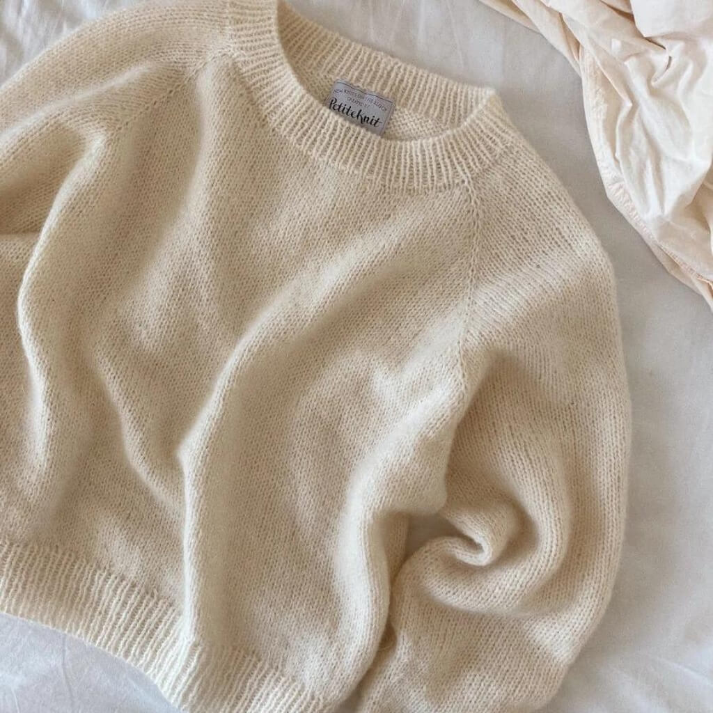 PetiteKnit Pattern Pullover Kein Schnickschnack Strickanleitung - PetiteKnit (Heft) bei bei bei bei Lieblingsgarn