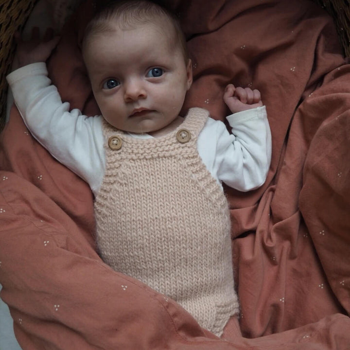 PetiteKnit Pattern Strampler Kleiner Bruder Strickanleitung - PetiteKnit (Heft) bei bei bei bei Lieblingsgarn