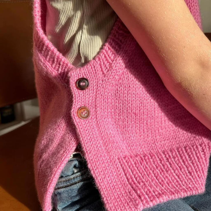 PetiteKnit Pattern Pullunder Lulu Slipover Junior Strickanleitung - PetiteKnit (Heft) bei bei bei bei Lieblingsgarn