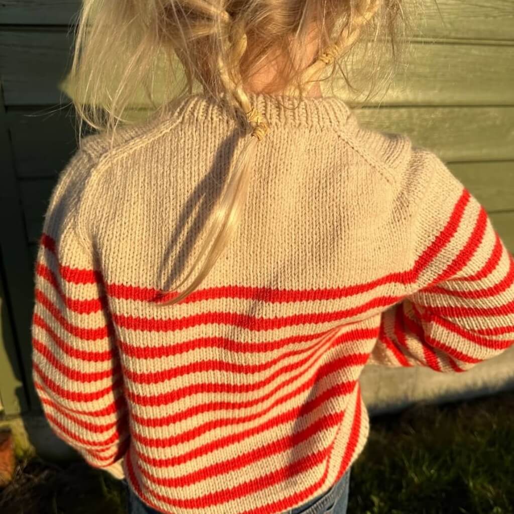 PetiteKnit Pattern Pullover Lyon Sweater Junior Strickanleitung - PetiteKnit (Heft) bei bei bei bei bei bei bei Lieblingsgarn