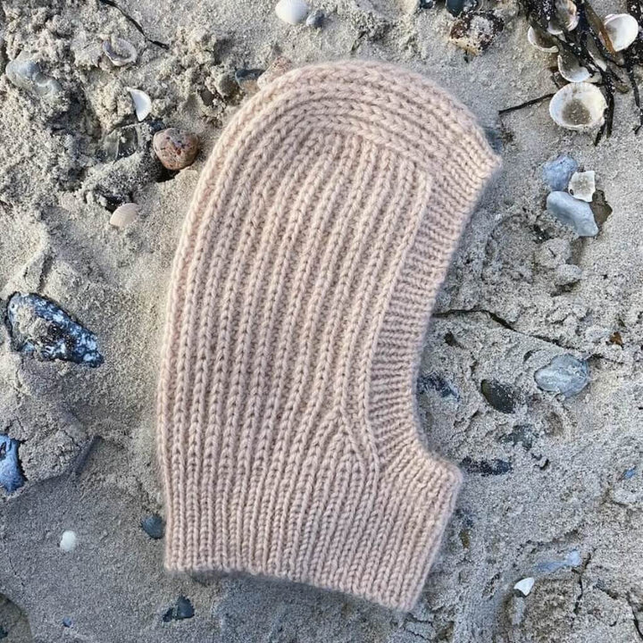 PetiteKnit Pattern November Balaclava Mini Strickanleitung - PetiteKnit (Heft) bei bei bei bei Lieblingsgarn