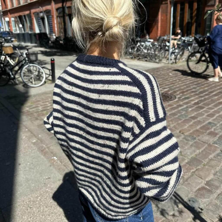 PetiteKnit Pattern Olga Sweater Damen Strickanleitung - PetiteKnit (Heft) bei bei bei bei bei bei bei Lieblingsgarn