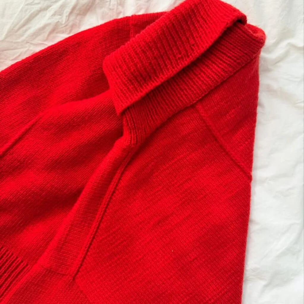 PetiteKnit Pullover Scarlet Sweater Strickanleitung - PetiteKnit (Heft) bei bei bei bei Lieblingsgarn