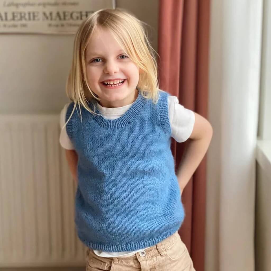 PetiteKnit Pattern Stockholm Pullunder Mini Strickanleitung - PetiteKnit (Heft) bei bei bei bei Lieblingsgarn