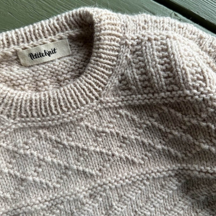 PetiteKnit Pattern Storm Sweater Junior Strickanleitung - PetiteKnit (Heft) bei bei bei bei Lieblingsgarn