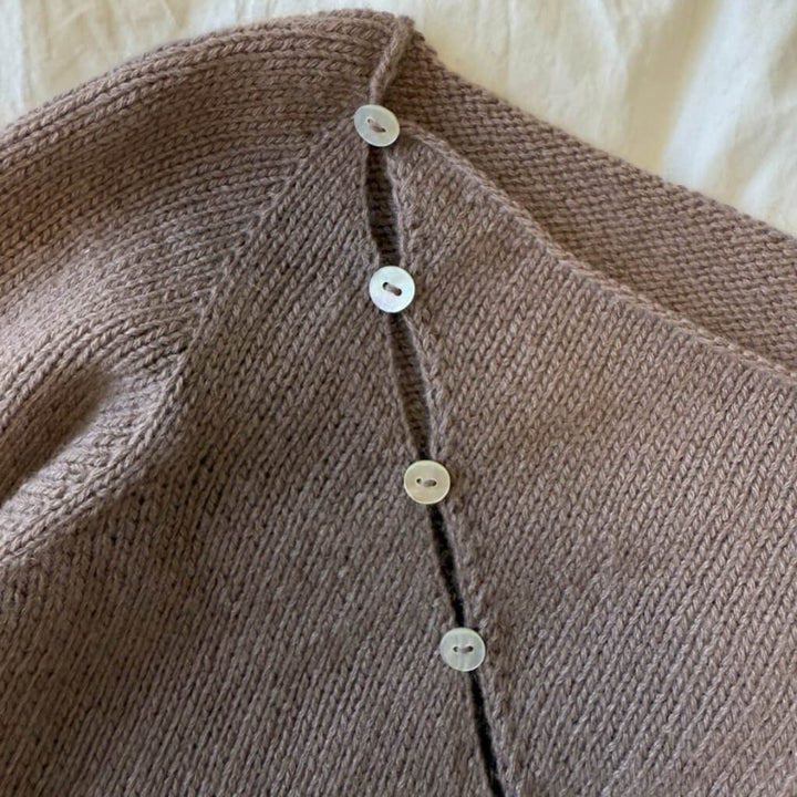 PetiteKnit Valerie Blouse Strickanleitung - PetiteKnit (Heft) bei bei bei bei Lieblingsgarn