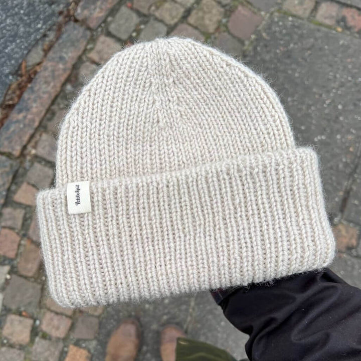 PetiteKnit Pattern Mütze Weekend Strickanleitung - PetiteKnit (Heft) bei bei bei bei bei bei Lieblingsgarn