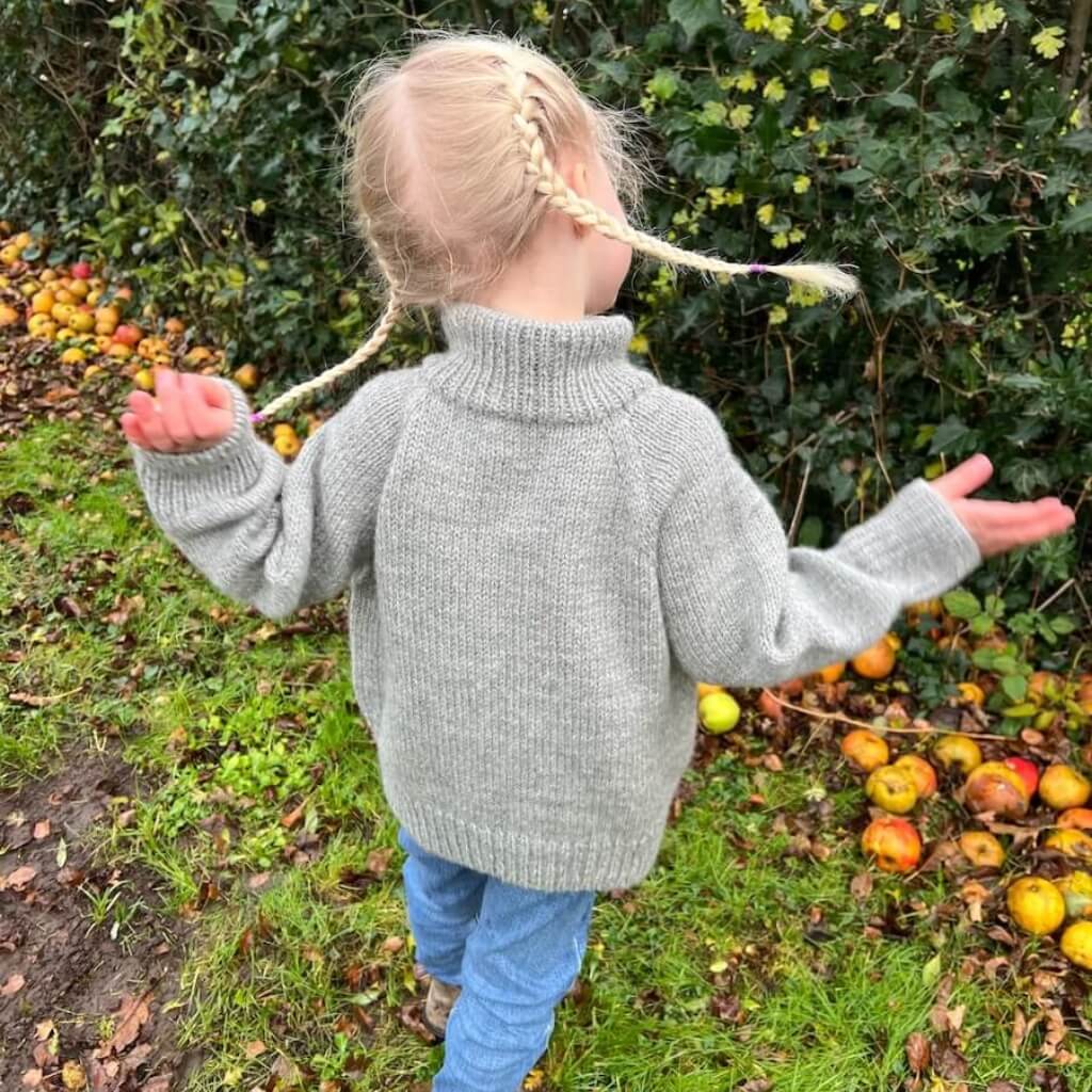 PetiteKnit Pattern Kinder Pullover Zipper Sweater Light Strickanleitung - PetiteKnit (Heft) bei bei bei bei Lieblingsgarn