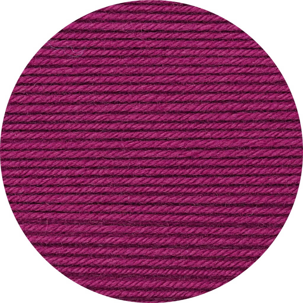 Rico Design Essentials Merino DK 50 g, Farbe 15 Beere – Merino bei Lieblingsgarn