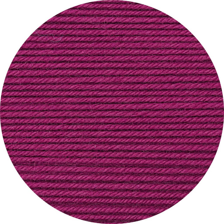 Rico Design Essentials Merino DK 50 g, Farbe 15 Beere – Merino bei Lieblingsgarn