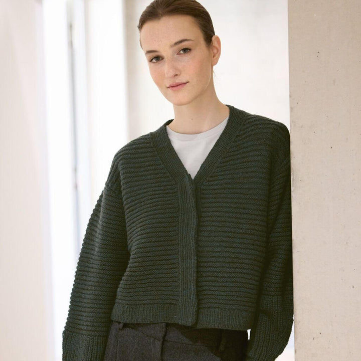 Rico Design Jacke kraus strukturiert Strickanleitung - Rico Design (Heft) bei bei bei bei Lieblingsgarn