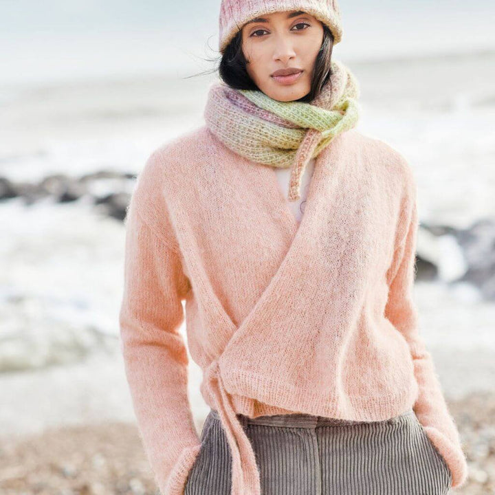 Rico Design Weste Wickeloptik Strickanleitung - Rico Design (Heft) bei bei bei bei Lieblingsgarn