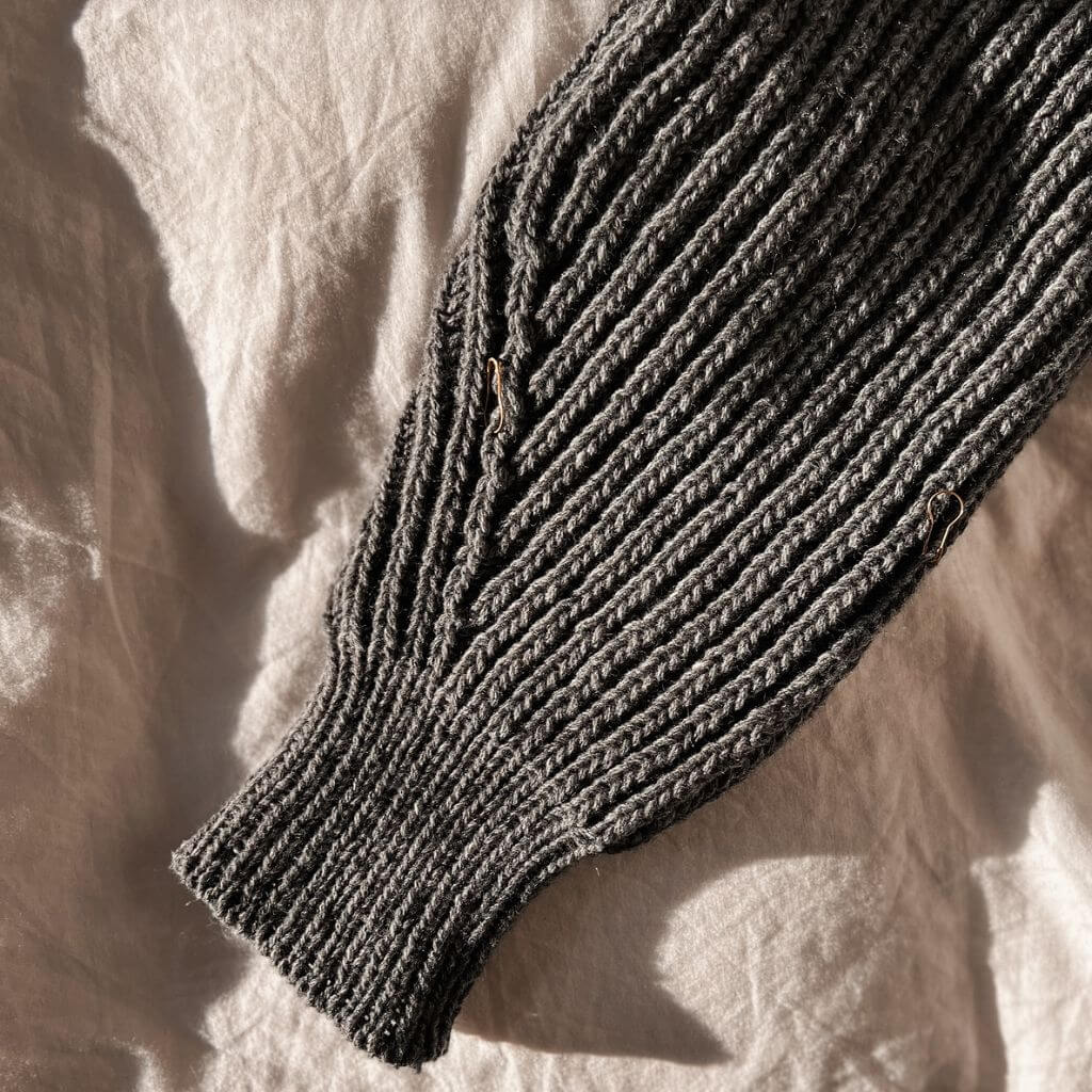 Rust Knitwear Brioche Bliss Sweater Strickanleitung - Rust Knitwear (PDF) bei bei bei bei Lieblingsgarn