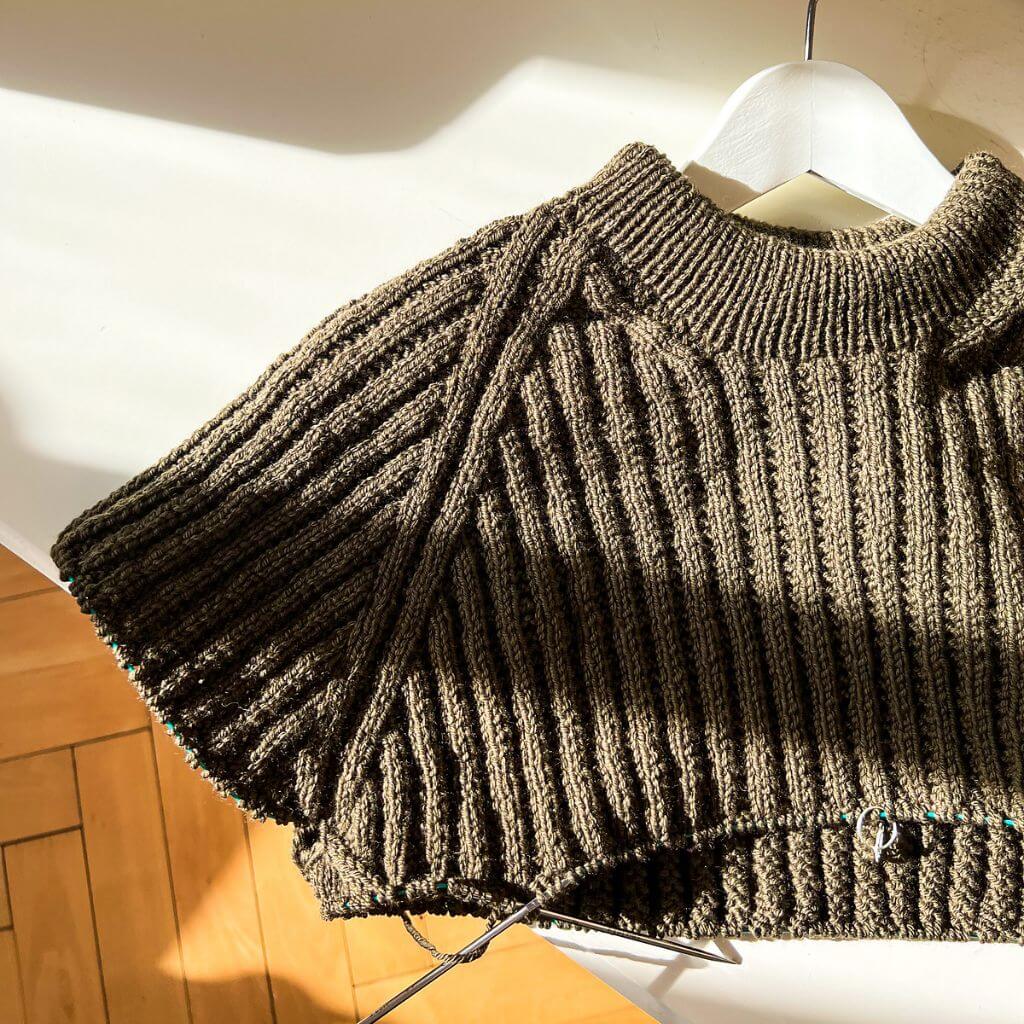 Rust Knitwear Cosmo Sweater Strickanleitung - Rust Knitwear (PDF) bei bei bei bei Lieblingsgarn