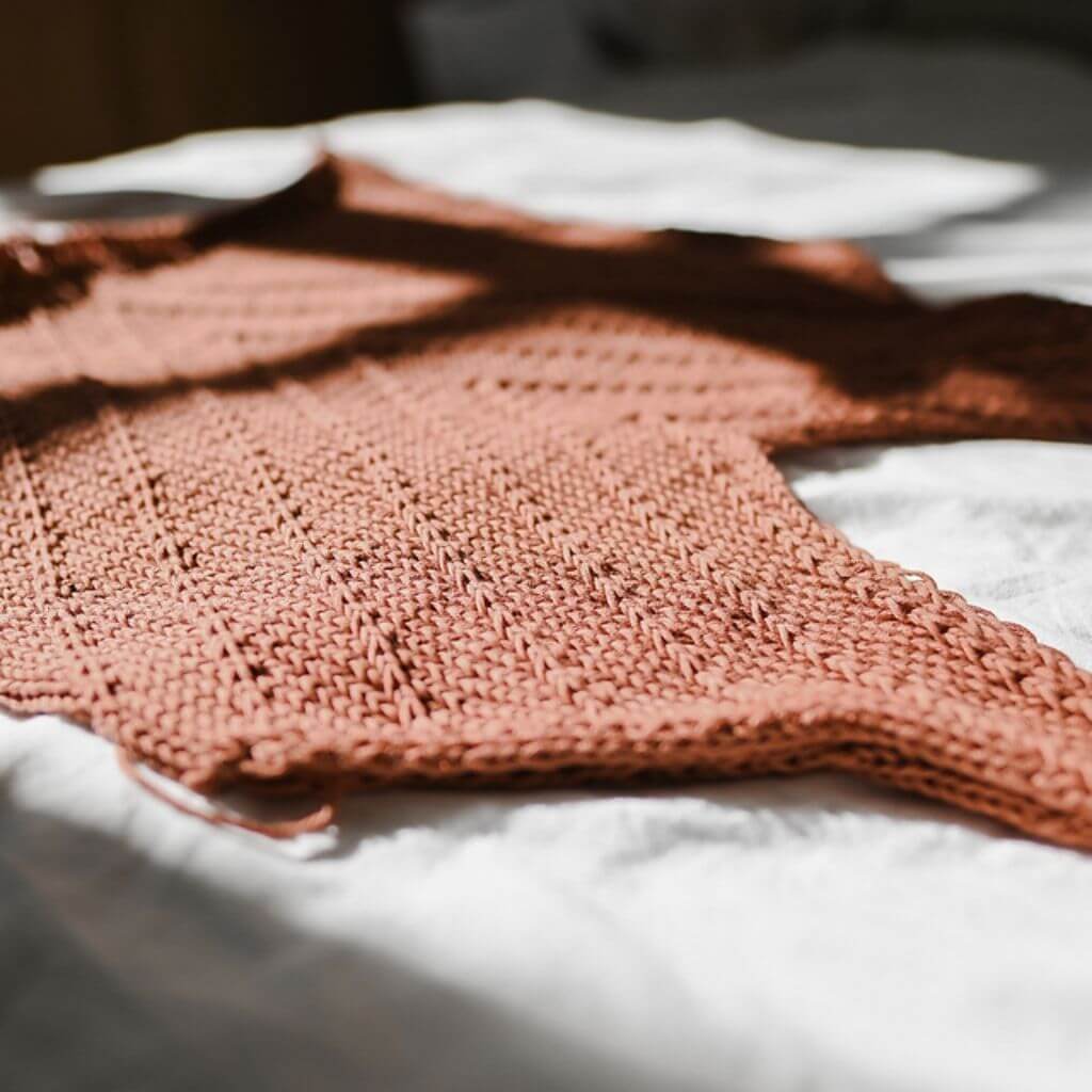 Rust Knitwear Pattern Lines Summertop Strickanleitung - Rust Knitwear (PDF) bei bei bei bei Lieblingsgarn