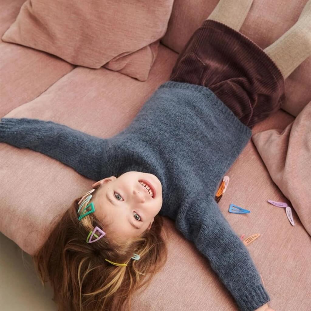 Sandnes Garn Pattern Pullover Debutant Sweater Junior - Sandnes Garn (Heft) bei bei bei bei Lieblingsgarn