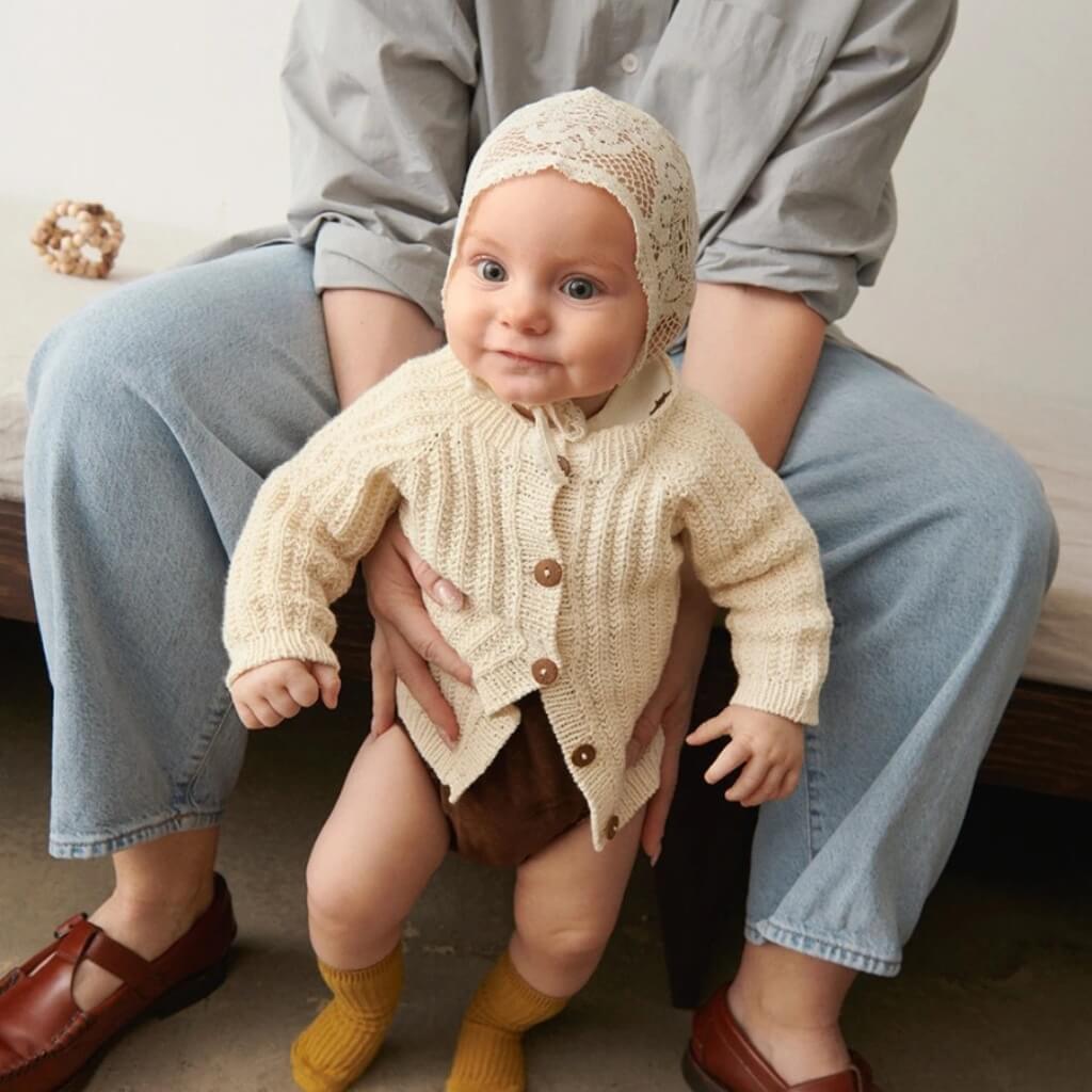Sandnes Garn Ellis Cardigan Baby Strickanleitung - Sandnes Garn (Heft) bei bei bei bei Lieblingsgarn