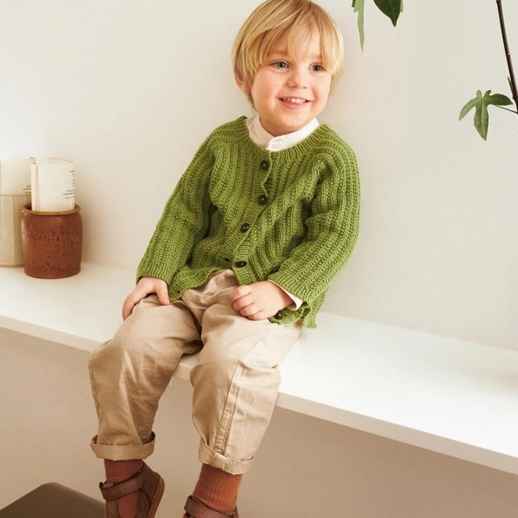 Sandnes Garn Ellis Cardigan Baby Strickanleitung - Sandnes Garn (Heft) bei bei bei bei Lieblingsgarn