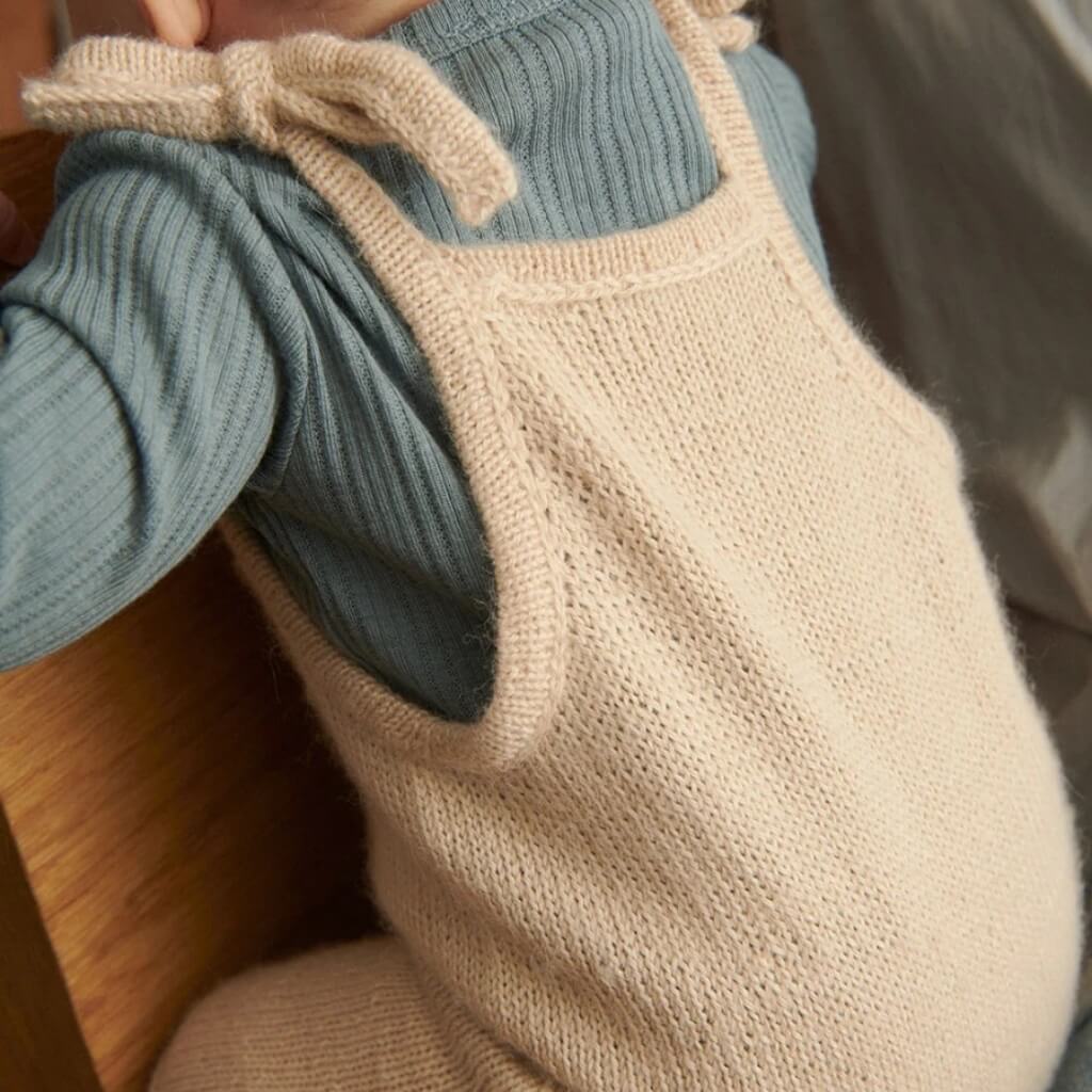 Sandnes Garn Kurze Hose Bunny Shorts Baby Strickanleitung - Sandnes Garn (Heft) bei bei bei bei Lieblingsgarn
