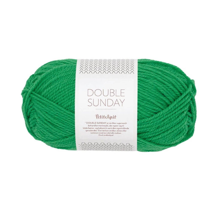 Sandnes Garn Double Sunday PetiteKnit, Farbe 8236 Statement Green – Merino bei Lieblingsgarn