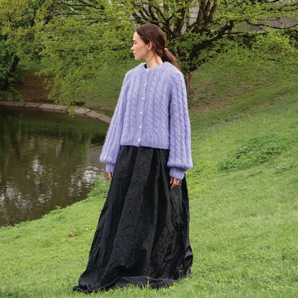Sandnes Garn Pattern Damen Strickjacke mit Zopfmuster Lulu Strickanleitung - Sandnes Garn (Heft) bei bei bei Lieblingsgarn