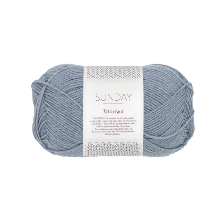 Sandnes Garn PetiteKnit Sunday, Farbe 6050 Above The Clouds – Merino bei Lieblingsgarn