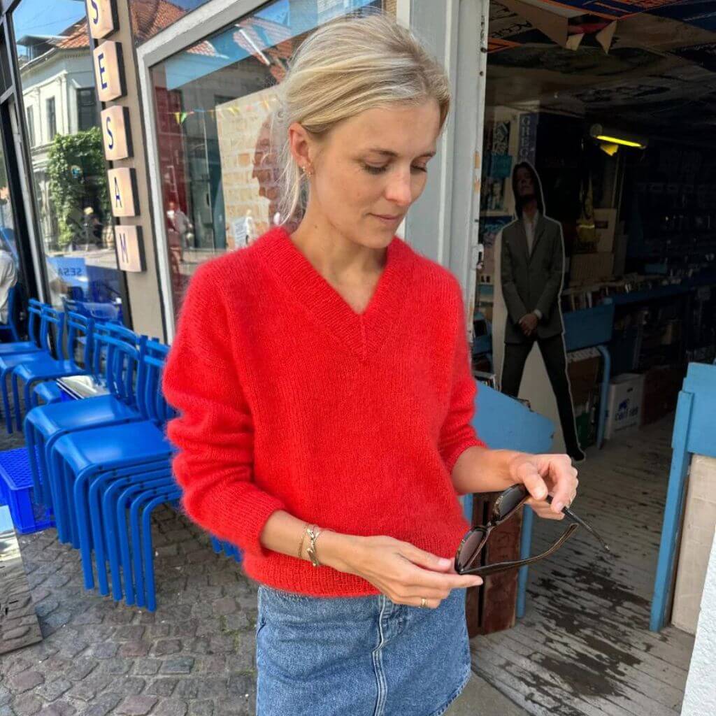 PetiteKnit Pattern Stockholm Sweater V-Ausschnitt Strickanleitung - PetiteKnit (Heft) bei bei bei bei bei bei Lieblingsgarn