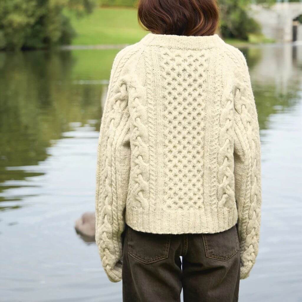 Sandnes Garn Wilbur Cable Sweater Strickanleitung - Sandnes Garn (Heft) bei bei bei bei Lieblingsgarn