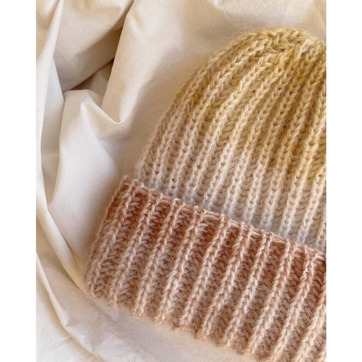 PetiteKnit Pattern Mütze September Strickanleitung - PetiteKnit (Heft) bei bei bei bei bei bei Lieblingsgarn