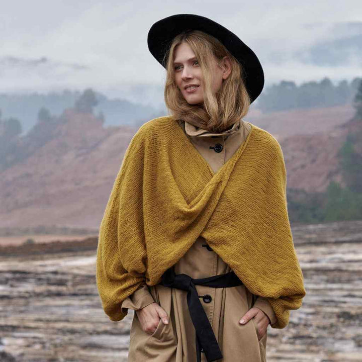 Kurzer gekreuzter Pullover Atenea Strickanleitung - Katia (PDF)