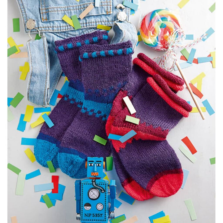 Topp TOPP Strickbuch: Socken stricken mit CraSyTrio von addi bei bei bei bei Lieblingsgarn
