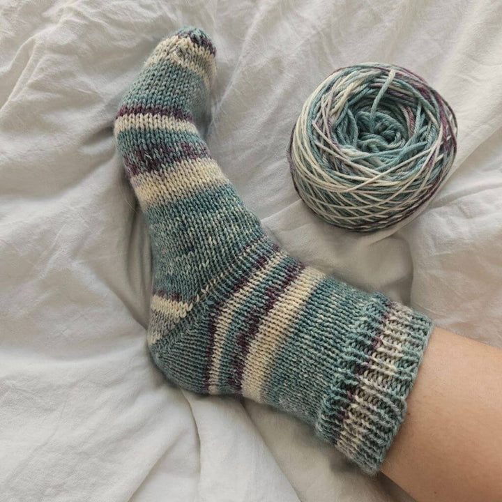 Strandstrick Sturm Socken Strickanleitung - Strandstrick (PDF) bei bei bei bei bei bei bei bei Lieblingsgarn