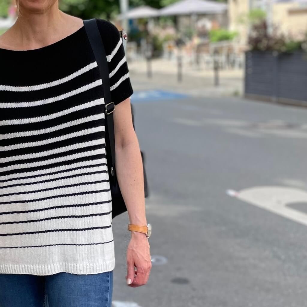 Strickauszeit Shirt Black and White Tee Strickanleitung - Strickauszeit (PDF) bei bei bei bei Lieblingsgarn