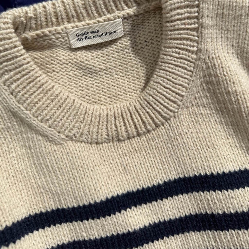 PetiteKnit Pattern Streifenpullover Lyon Sweater Strickanleitung - PetiteKnit (Heft) bei bei bei bei Lieblingsgarn