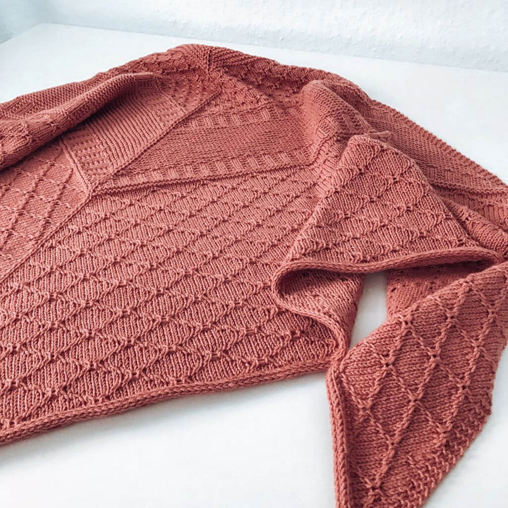 Katharina Lehmann Pattern Dreieckstuch Thilda Shawl Strickanleitung - Rina Lehmann (PDF) bei bei bei bei bei Lieblingsgarn
